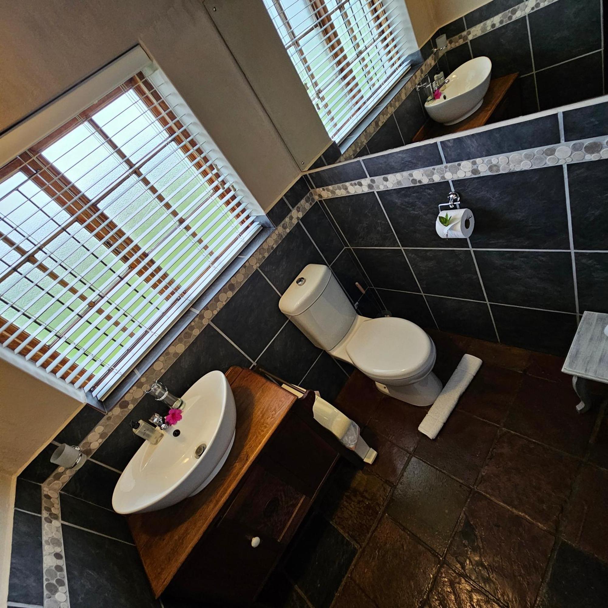 Tsitsikamma Gardens Cottages Self-Catering Cottages Sanddrif Luaran gambar