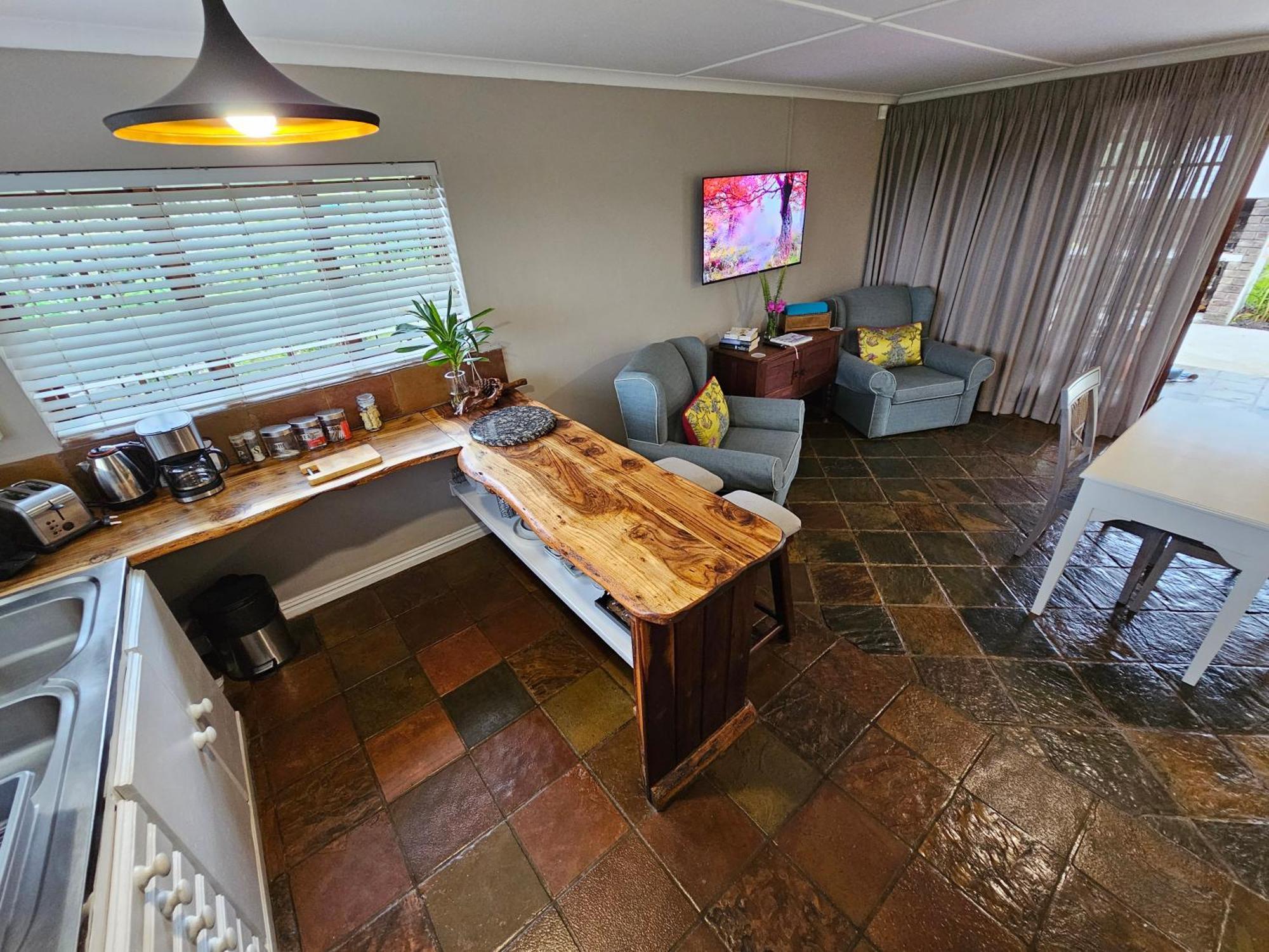 Tsitsikamma Gardens Cottages Self-Catering Cottages Sanddrif Luaran gambar