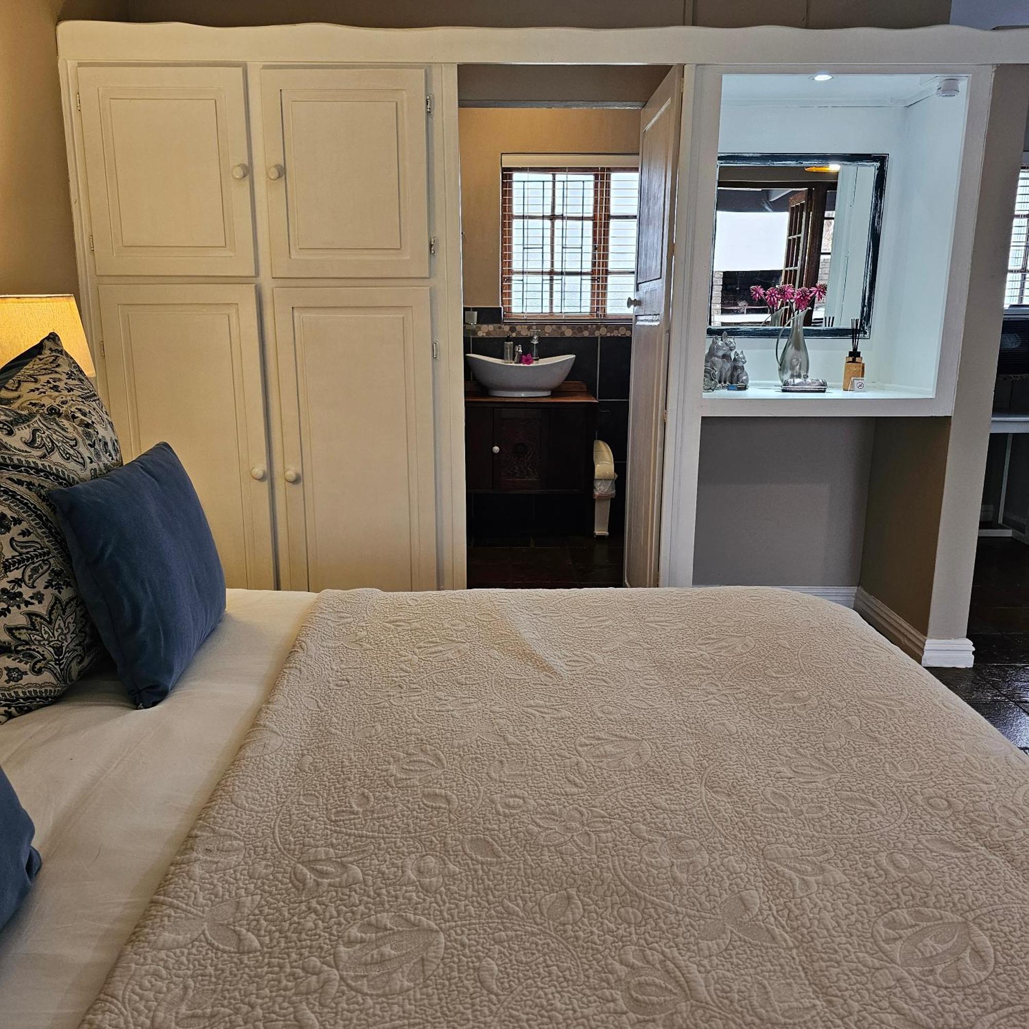 Tsitsikamma Gardens Cottages Self-Catering Cottages Sanddrif Luaran gambar