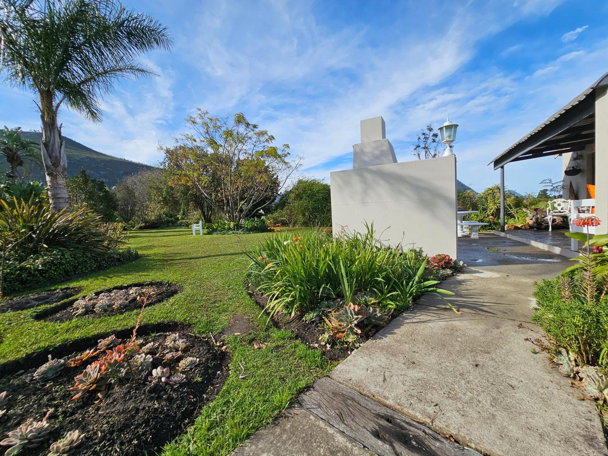 Tsitsikamma Gardens Cottages Self-Catering Cottages Sanddrif Luaran gambar