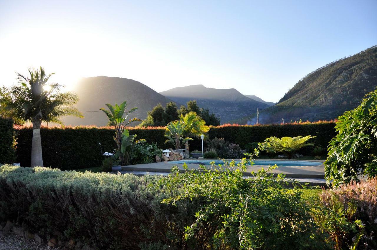 Tsitsikamma Gardens Cottages Self-Catering Cottages Sanddrif Luaran gambar